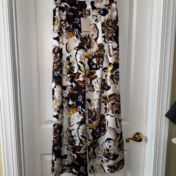 indusrty Pants - Industry Floral Wide-Leg Pants Silky Size 8 NWT